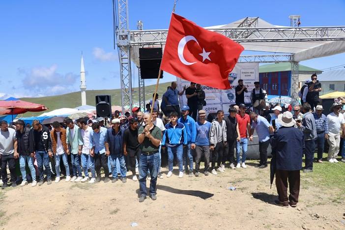 Trabzon'da Kadırga Yayla Şenliğinden renkli görüntüler 36